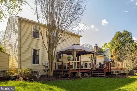 Exterior - 2212 Stirrup Iron Ln, Reston, VA 20191 photo 14 of 16
