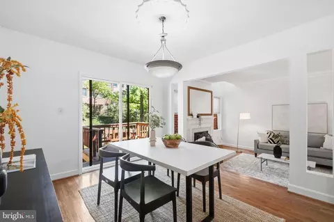 Dining - 1462 Hampton Hill Cir, Mclean, VA 22101 photo 3 of 3