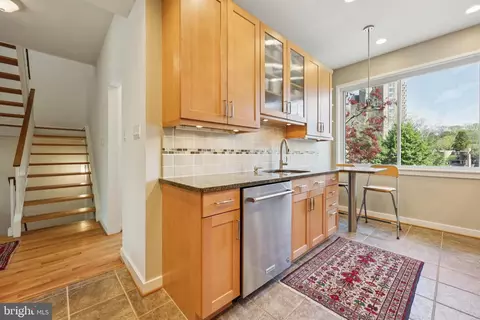11441 Waterview Cluster, Reston, VA 20190 photo 14