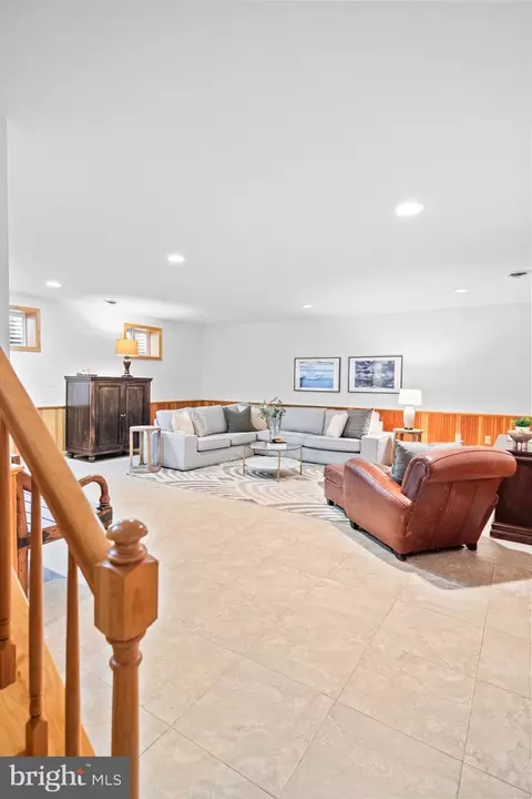 Living - 6553 Raftelis Rd, Burke, VA 22015 photo 5 of 5