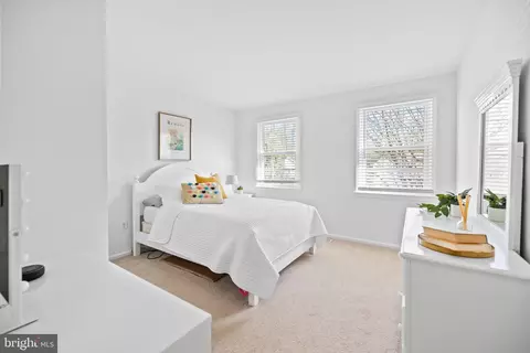 Bedroom - 6553 Raftelis Rd, Burke, VA 22015 photo 4 of 5
