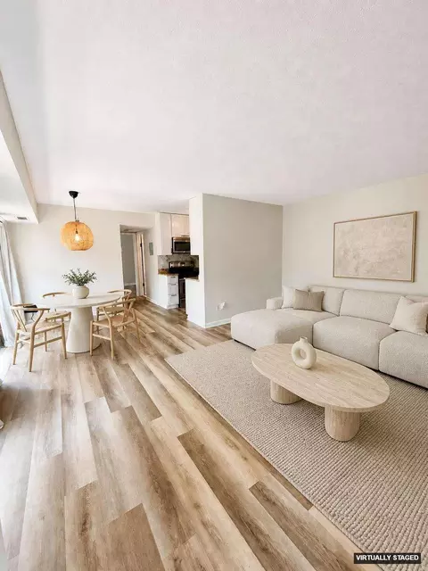 4903 Americana Dr #T7, Annandale, VA 22003