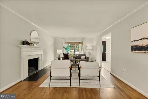 Living - 7416 Eldorado St, Mclean, VA 22102 photo 1 of 6