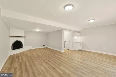 Living - 7416 Eldorado St, Mclean, VA 22102 photo 6 of 6