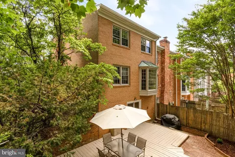 Exterior - 7416 Eldorado St, Mclean, VA 22102 photo 2 of 4