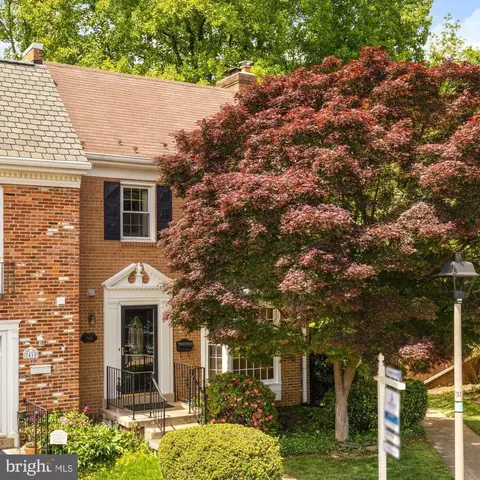 7416 Eldorado St, Mclean, VA 22102