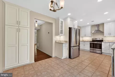 Other - 6275 Kerrydale Dr, Springfield, VA 22152 photo 4 of 9