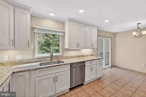 Kitchen - 6275 Kerrydale Dr, Springfield, VA 22152 photo 1 of 2