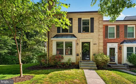 Exterior - 6275 Kerrydale Dr, Springfield, VA 22152 photo 1 of 6