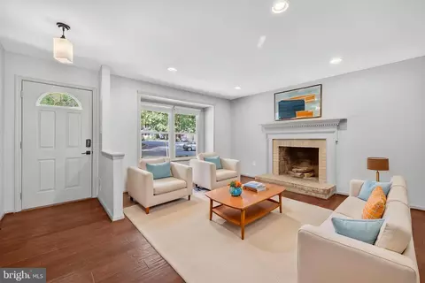 Living - 6275 Kerrydale Dr, Springfield, VA 22152 photo 1 of 7