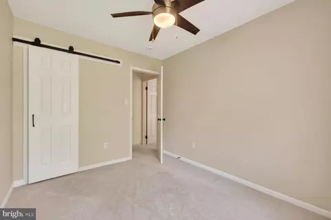Bedroom - 6275 Kerrydale Dr, Springfield, VA 22152 photo 5 of 8