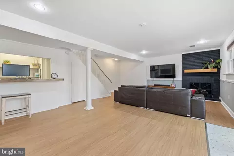 Living - 6231 Greeley Blvd, Springfield, VA 22152 photo 1 of 1