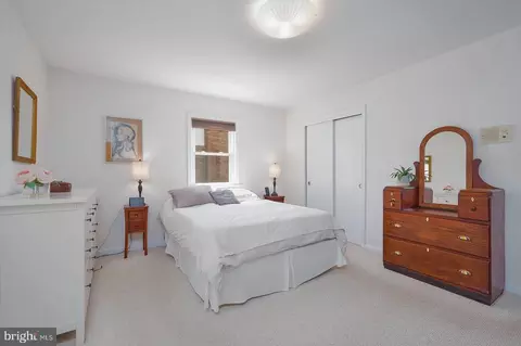 Bedroom - 1557 Evers Dr, Mclean, VA 22101 photo 2 of 7