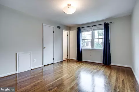 Bedroom - 1608 Dunterry Pl, Mclean, VA 22101 photo 1 of 8