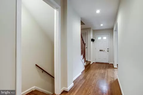 Entry Way - 1608 Dunterry Pl, Mclean, VA 22101 photo 6 of 6