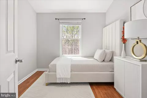 Bedroom - 7813 Wintercress Ln, Springfield, VA 22152 photo 5 of 13