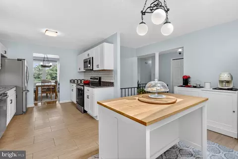 Kitchen - 6811 Sydenstricker Rd, Springfield, VA 22152 photo 1 of 2