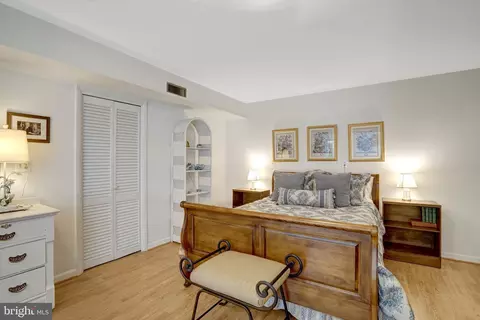 Bedroom - 1812 Birch Rd # A, Mclean, VA 22101 photo 11 of 13