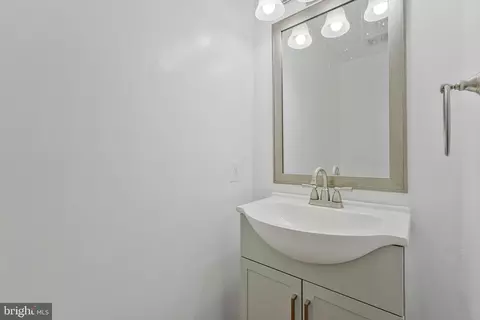 2254 Gunsmith Sq, Reston, VA 20191 photo 23
