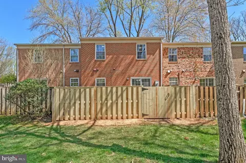 2254 Gunsmith Sq, Reston, VA 20191 photo 26