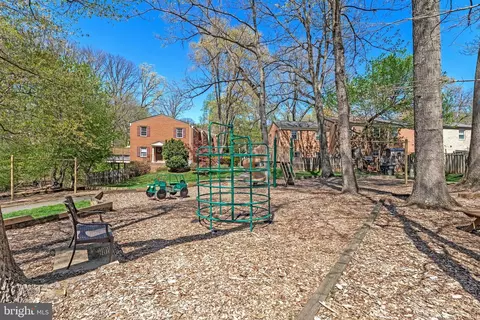 2254 Gunsmith Sq, Reston, VA 20191 photo 25