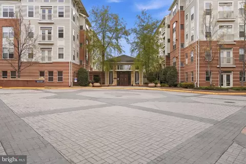 9490 Virginia Center Blvd #230, Vienna, VA 22181