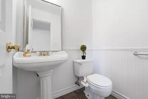 Entry Way - 6700 Passageway Pl, Burke, VA 22015 photo 2 of 6