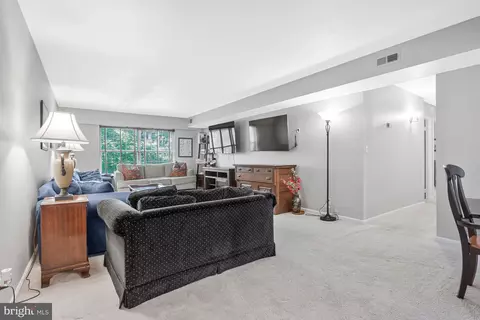 Living - 7640 Provincial Dr #110, Mclean, VA 22102 photo 1 of 3