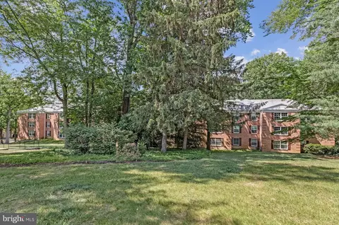 Exterior - 7640 Provincial Dr #110, Mclean, VA 22102 photo 3 of 3