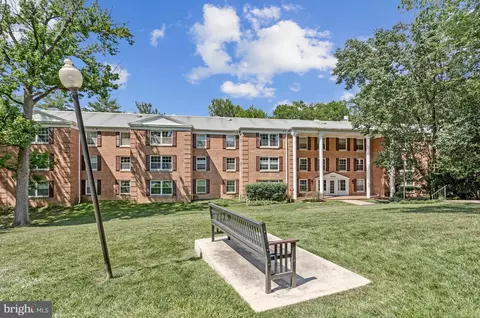 Exterior - 7640 Provincial Dr #110, Mclean, VA 22102 photo 2 of 3