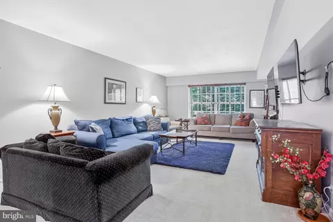 Living - 7640 Provincial Dr #110, Mclean, VA 22102 photo 3 of 3