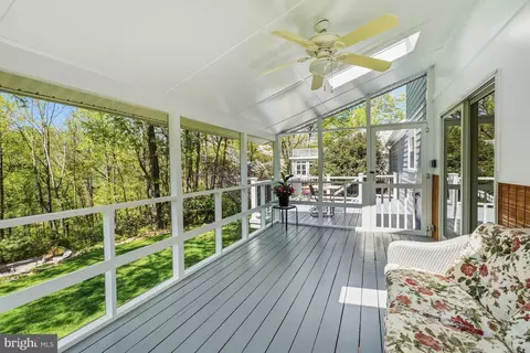 Exterior - 10908 Howland Dr, Reston, VA 20191 photo 4 of 12
