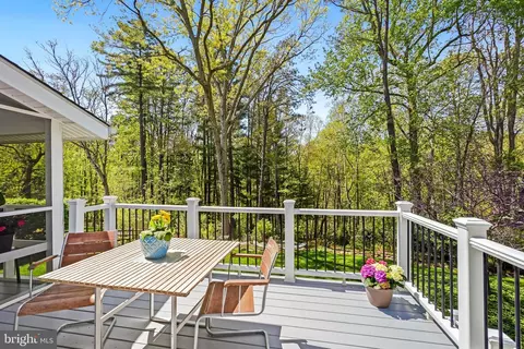 Exterior - 10908 Howland Dr, Reston, VA 20191 photo 6 of 12
