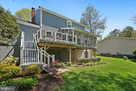 Exterior - 10908 Howland Dr, Reston, VA 20191 photo 7 of 12