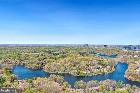 View/Area - 10908 Howland Dr, Reston, VA 20191 photo 3 of 3