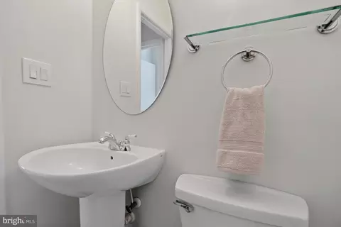 Bath - 10908 Howland Dr, Reston, VA 20191 photo 1 of 4