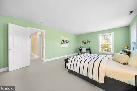 Bedroom - 6925 Old Dominion Dr, Mclean, VA 22101 photo 4 of 7