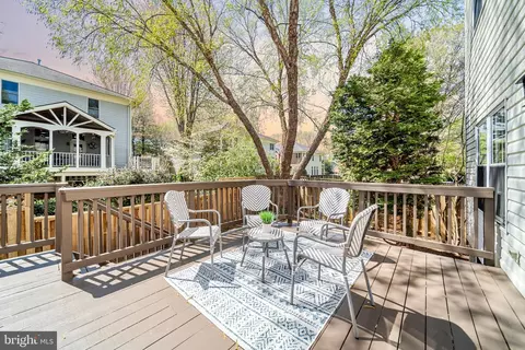 Exterior - 6925 Old Dominion Dr, Mclean, VA 22101 photo 3 of 9