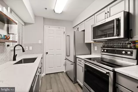 1504 Lincoln Way #406, Mclean, VA 22102