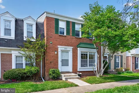 2972 Valera Ct, Vienna, VA 22181