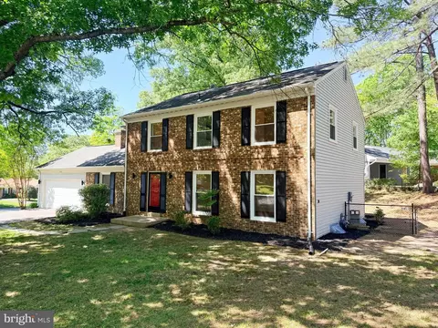 5400 Ellzey Dr, Fairfax, VA 22032