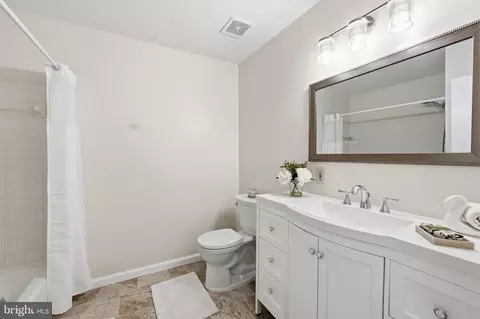 Bath - 7783 Tangier Dr, Springfield, VA 22153 photo 4 of 4