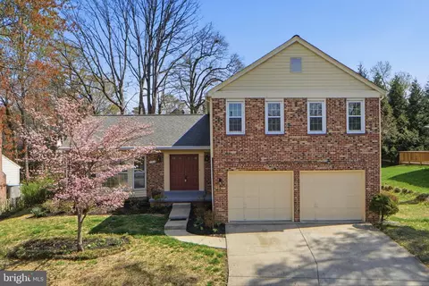 7783 Tangier Dr, Springfield, VA 22153