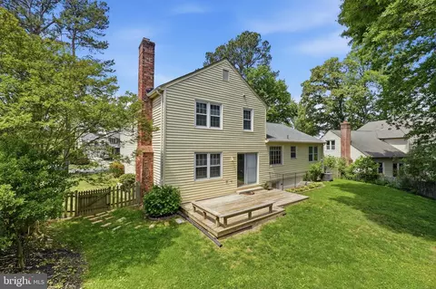 Exterior - 7783 Tangier Dr, Springfield, VA 22153 photo 5 of 8