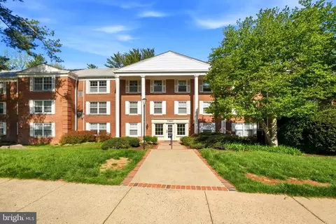 7680 Tremayne Pl #110, Mclean, VA 22102