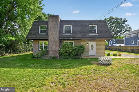 6309 Steinway St, Alexandria, VA 22315