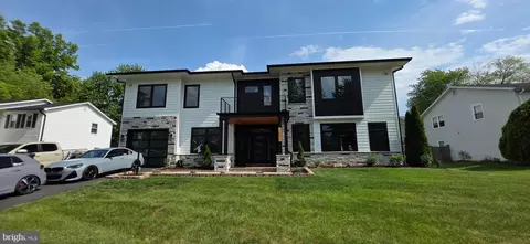 13821 Leighfield St, Chantilly, VA 20151