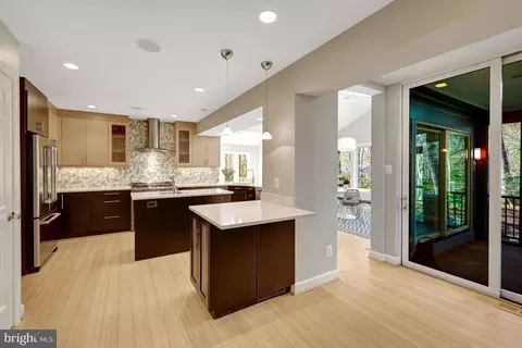 11809 Triple Crown Rd, Reston, VA 20191 photo 27