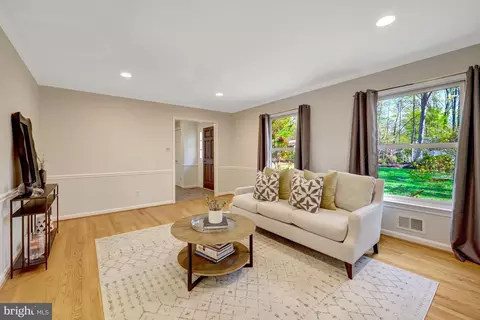 11809 Triple Crown Rd, Reston, VA 20191 photo 7