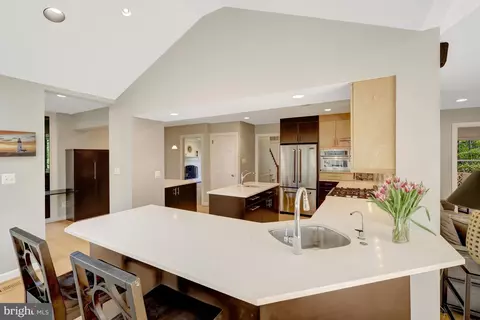 11809 Triple Crown Rd, Reston, VA 20191 photo 21